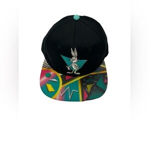 Looney‎ Tunes WB BUGS BUNNY 90’s Vintage Look Flat Retro 3D Bill Multi Color